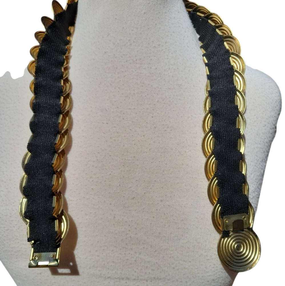 Vintage Gold Tone Disc Stretch Belt | Mod Disco Glam Statement Waist Belt - Picture 9 of 12